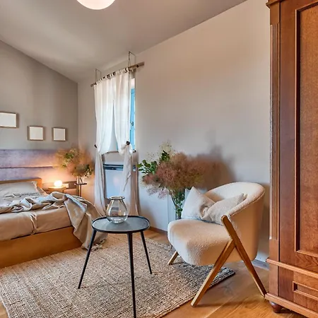 Toscana For 6 People Near Umag With Private Pool, Jacuzzi & Sea View - Pet Friendly Vila