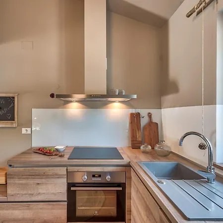 Toscana For 6 People Near Umag With Private Pool, Jacuzzi & Sea View - Pet Friendly *