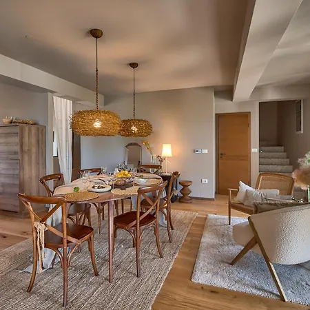 Toscana For 6 People Near Umag With Private Pool, Jacuzzi & Sea View - Pet Friendly Vilanija